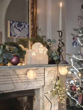 Christmas Mantlepiece Living Room Décor