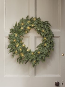 60cm Pre Lit Classic Conifer & Pinecone Outdoor Christmas Wreath