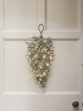 Pre Lit Mistletoe Bough