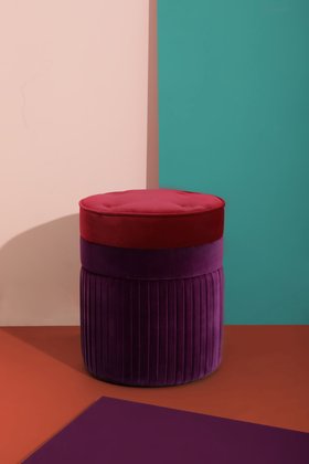 Living Room | colourful reading corner in purple, red, blue, pink, and terracotta tones with Valencia pouf in velvet