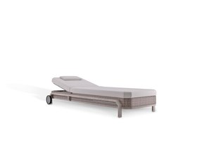 Outdoor Garden | Hampton wood sunlounger