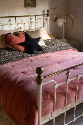 Vintage Pink Reversible Velvet Throw