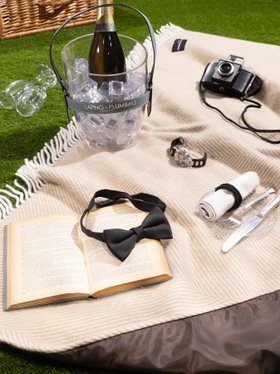 Pure new wool picnic blanket -  The Blenheim