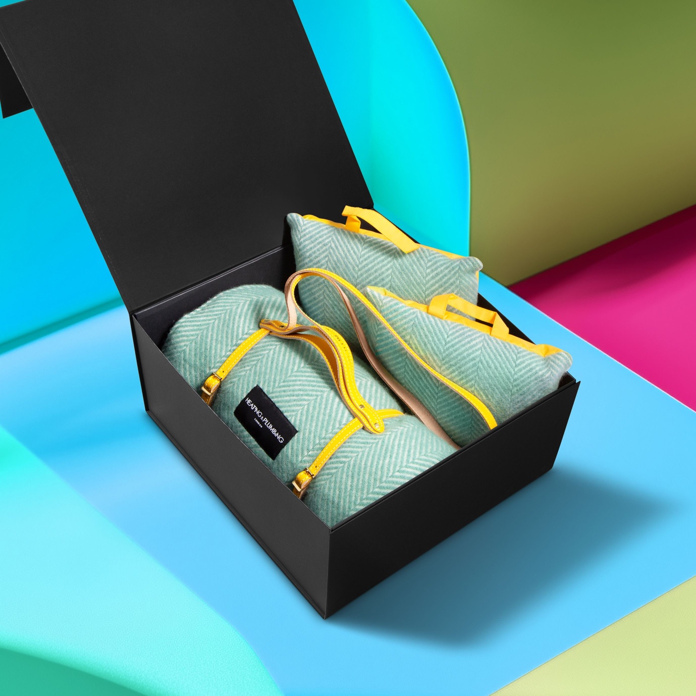 Heating & Plumbing London - The Mint Green Picnic Perfect Set