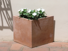 Fioriera Tri-angolo a parete