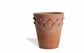 Vaso traforato con guglie