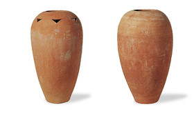 Anfora liscia e anfora traforata