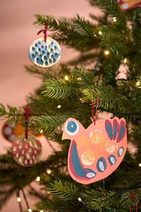 Annie Sloan Christmas 2026 Tree Decoration 6