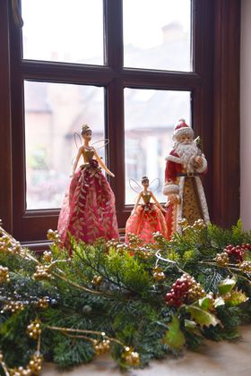 END SEP '25: Nostalgia Ornaments/Tree Toppers, from £16.99