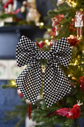 END SEP '25: Black/White Check Bow, Lge, £7.99