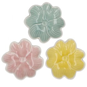 JAN '26: Stoneware Pastel Flower Mini Dishes, Set of 3, £19.49