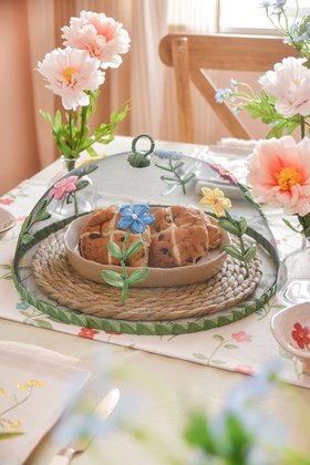 JAN '26: Food Cover 35cm - Flower Stems, £12.99