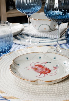 Crab Fluted Stoneware Plate, Med, £13.99