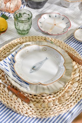 Coastal Summer Tablescape, from £3.49