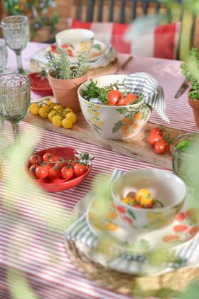 Heirloom Stoneware Salad Bowl, £20.99