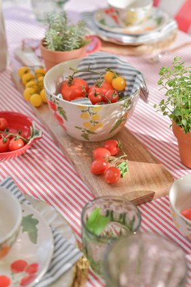 Heirloom Stoneware Salad Bowl, £20.99