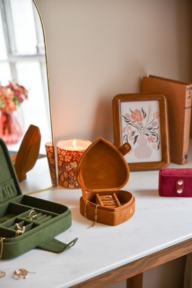 AUTUMN '26: Cinnamon Velvet Heart Jewellery Box, £12.49