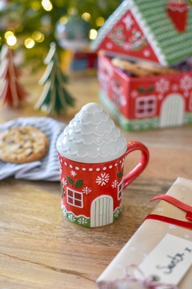 SEP '26: Red Gingerbread House Ceramic Mug w Lid, £14.99
