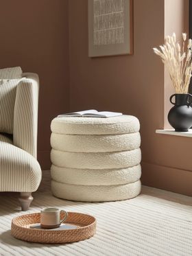 COX&COX Ribbed Boucle Ottoman 1150721