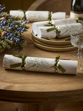 COX & COX Two Luxury Handmade Chrysanthemum Crackers