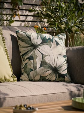 COX&COX Noctiflora Outdoor Cushion 1552301