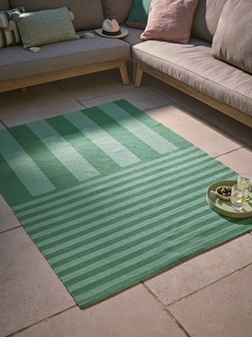 COX&COX Retro Stripe Indoor Outdoor Rug - Green 1552242