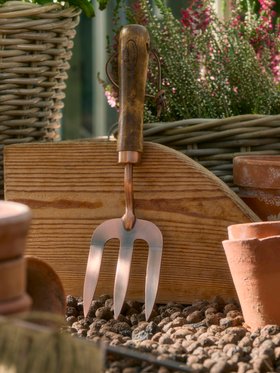 Cox & Cox Copper Garden Fork 1552192