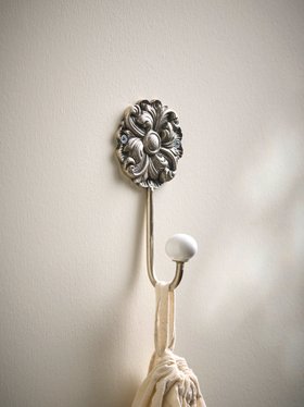 COX&COX Floral Coat Hook 1751457