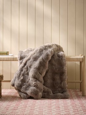 COX&COX Bobble Faux Fur Throw - Slate Grey 1852798