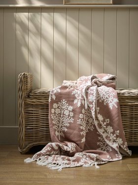 COX&COX  Heritage Pink Tasselled Throw 1853216