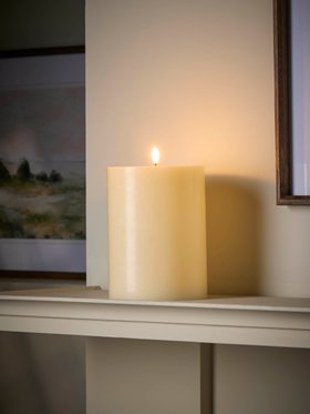 COX&COX Tall LED Melt Effect Pillar Candle _ Medium 1154047