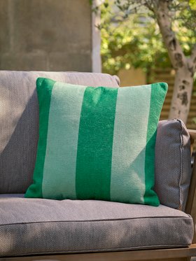 COX&COX Retro Stripe Outdoor Cuhsion - Green 1552258