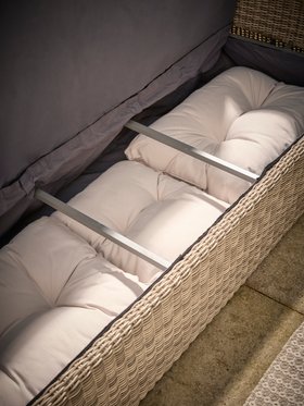 COX&COX  Ashwick Storage Sofa