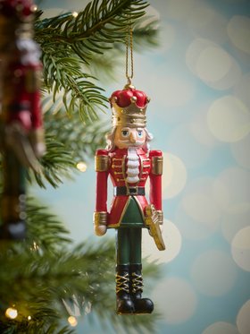 COX&COX Two Traditional  Nutcracker Hanging Decorations 1053641