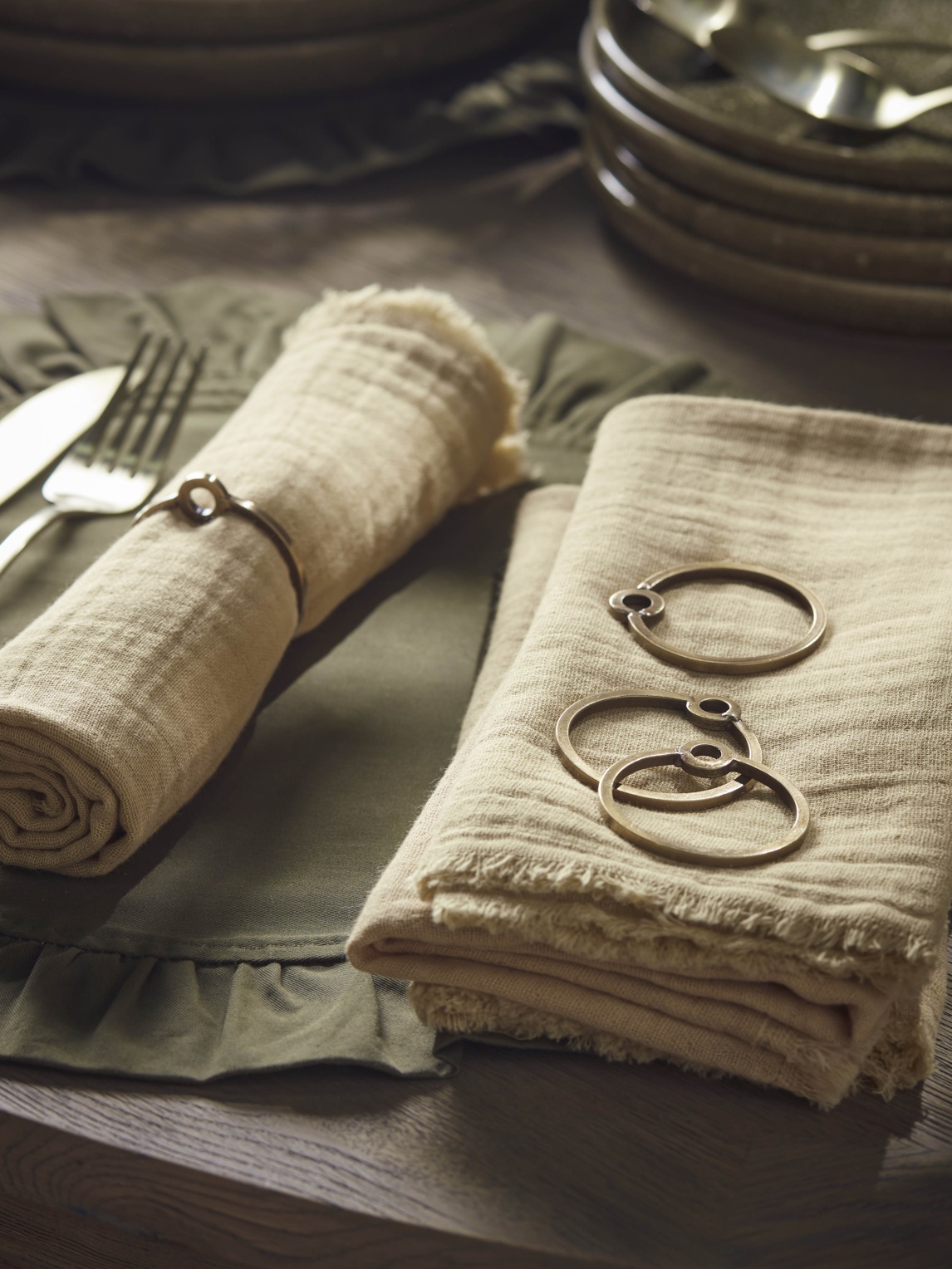 COX & COX Four Brass Napkin Rings with Loops