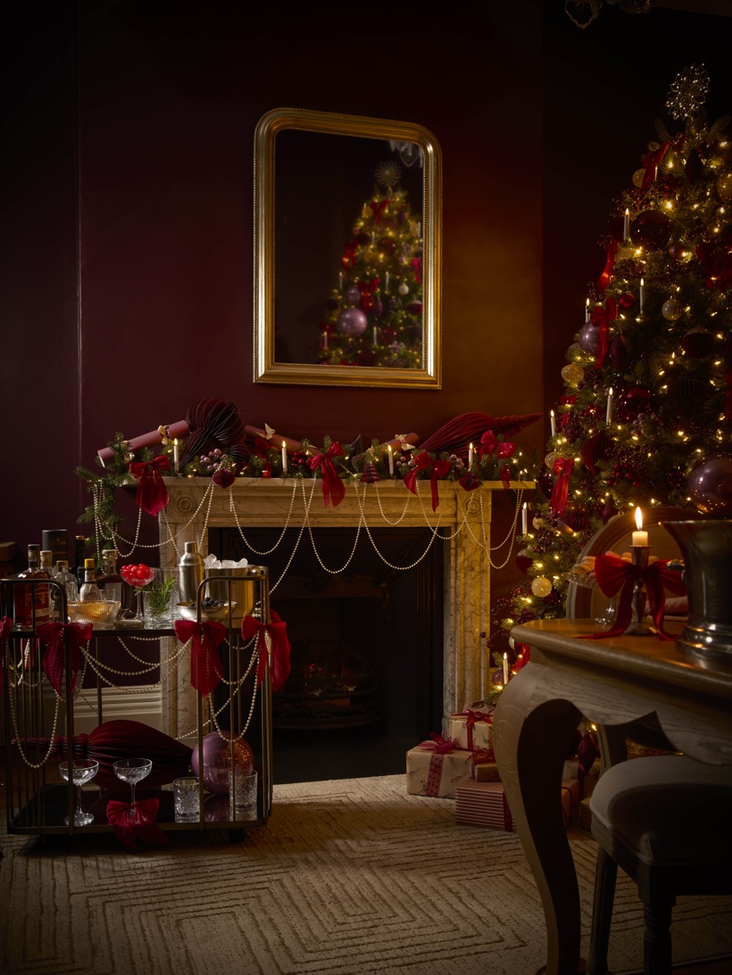 COX & COX Champagne Reverie fireplace