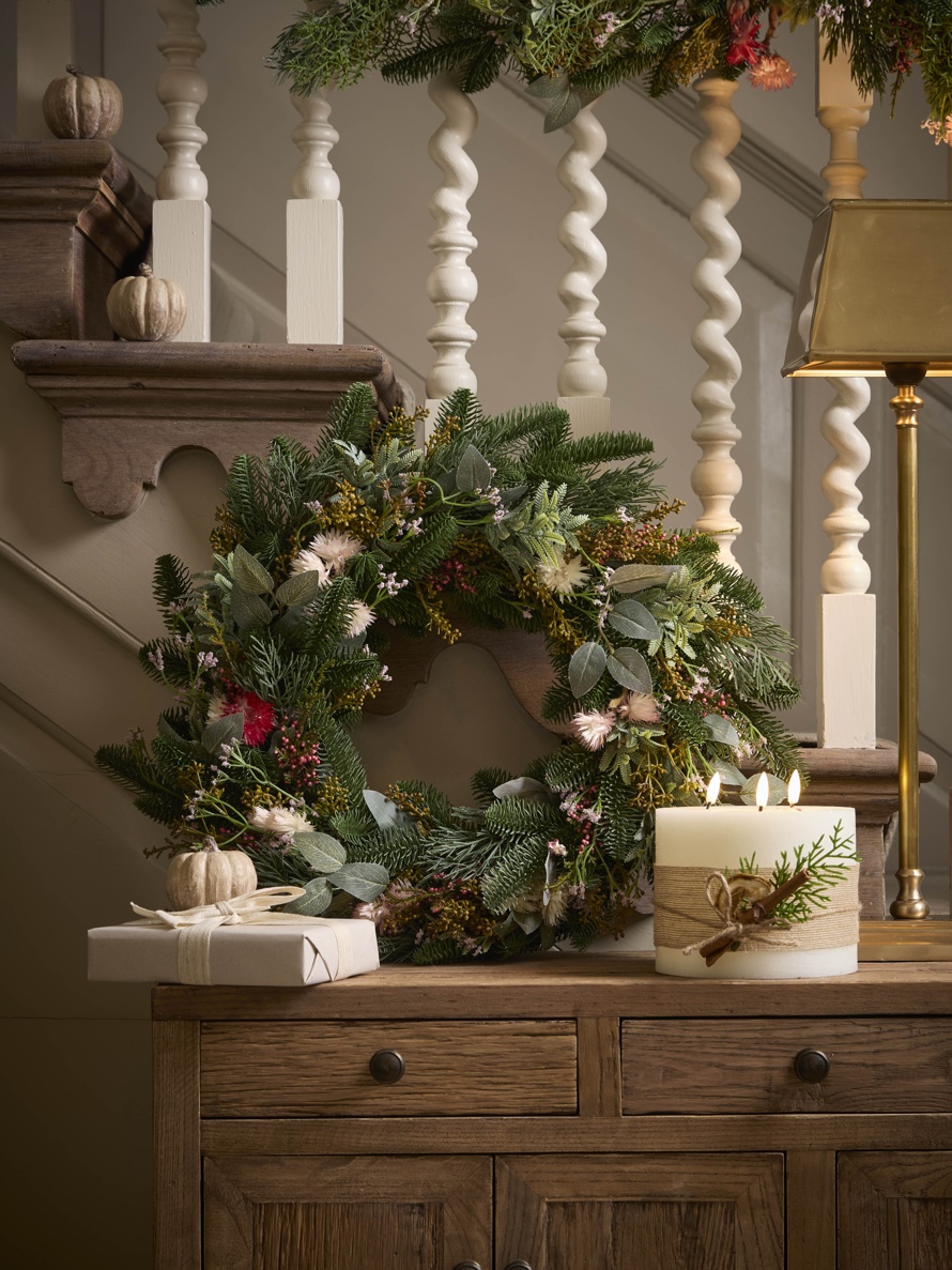 Cox&Cox Faux Flower & Pine Wreath