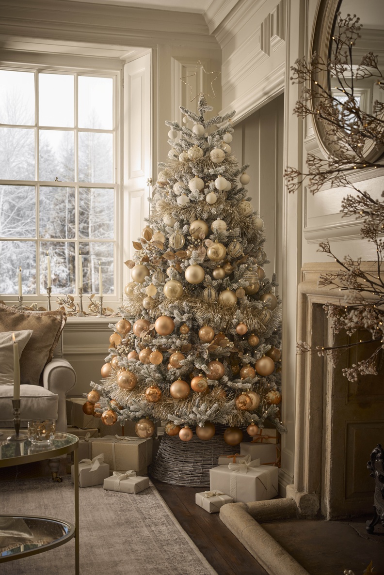 COX & COX Snowy Alberta Pine Pre-Lit Christmas Tree - 7ft