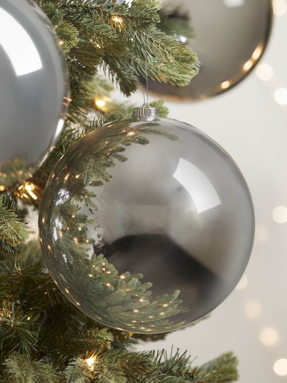 COX & COX Three Oversized Shatterproof Baubles - Silver - 20cm