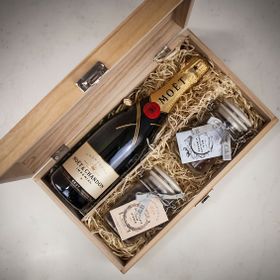 Moët & Chandon Champagne and Chocolate Personalised Gift Set