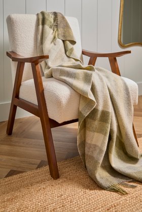 MOON, Pure Wool Woodale Green Throws (3)
