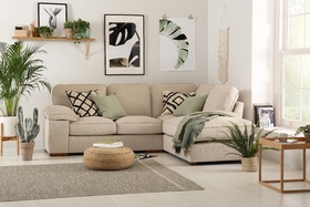 Wellness Living Room - Landscape