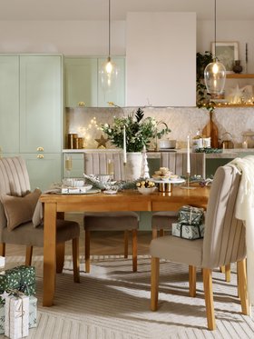 Christmas 2025 - Highbury Oak Dining table With Salisbury Dining Chairs - Main Portrait