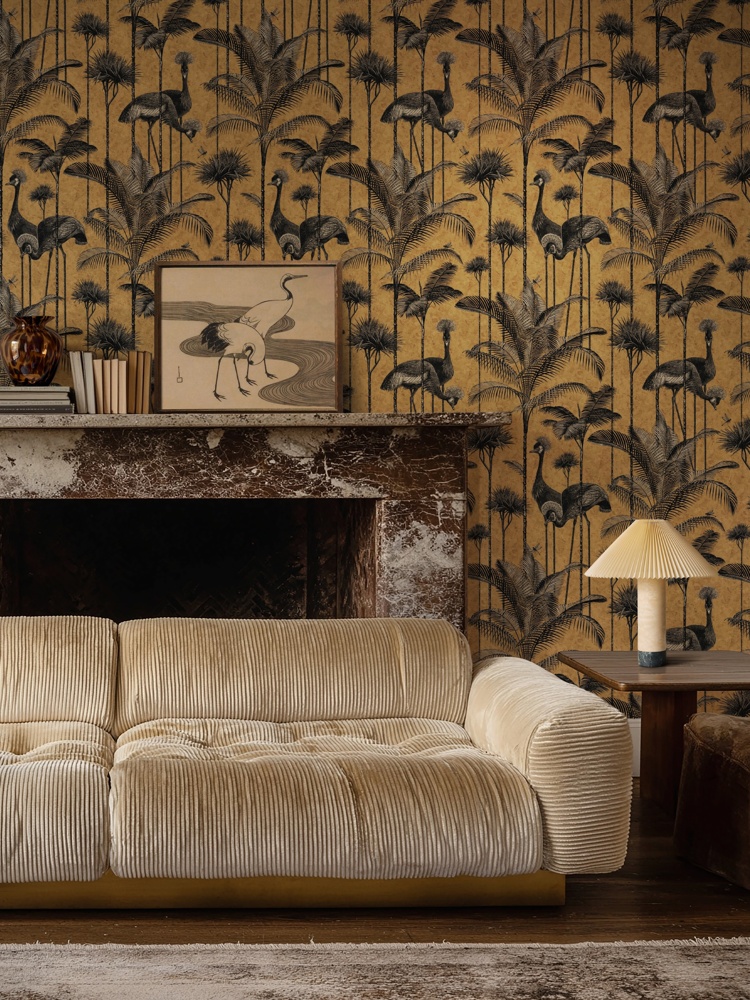 DIVINE SAVAGES CRANE FONDA 'GOLD LEAF' WALLPAPER LIFESTYLE Copy