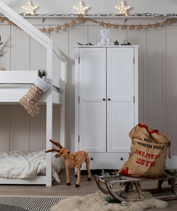 Birte Wardrobe with Storage in Classic White