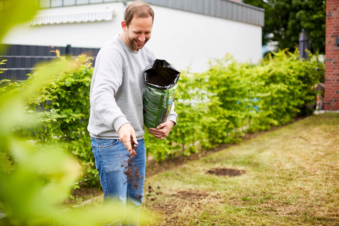 COMPO Rasen Fit Keimsubstrat Anwendung