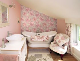 Juliette Blossom Wallpaper