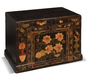 Painted Black Qinghai Trunk