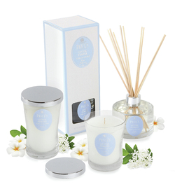 Cotton Powder Scented Candle and 250ml Reed Diffuser
