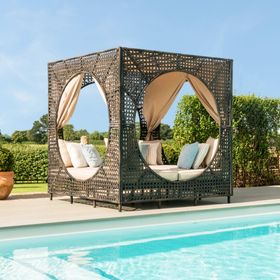 Cuckooland - Maze Rattan Bali Daybed